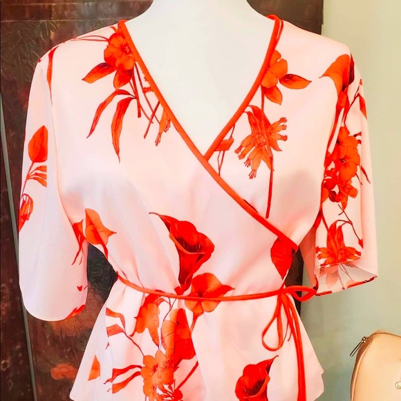 Ted Baker Wrap blouse in red orange print - Picture 2 of 9